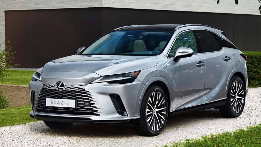 Lexus Eylül 2025 güncel fiyat listesini açıkladı: Sadece bir model zamlandı! Hangi model ne kadar oldu? 5